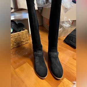 Jack Rogers suede boots with detailing around ankle. Black size 8